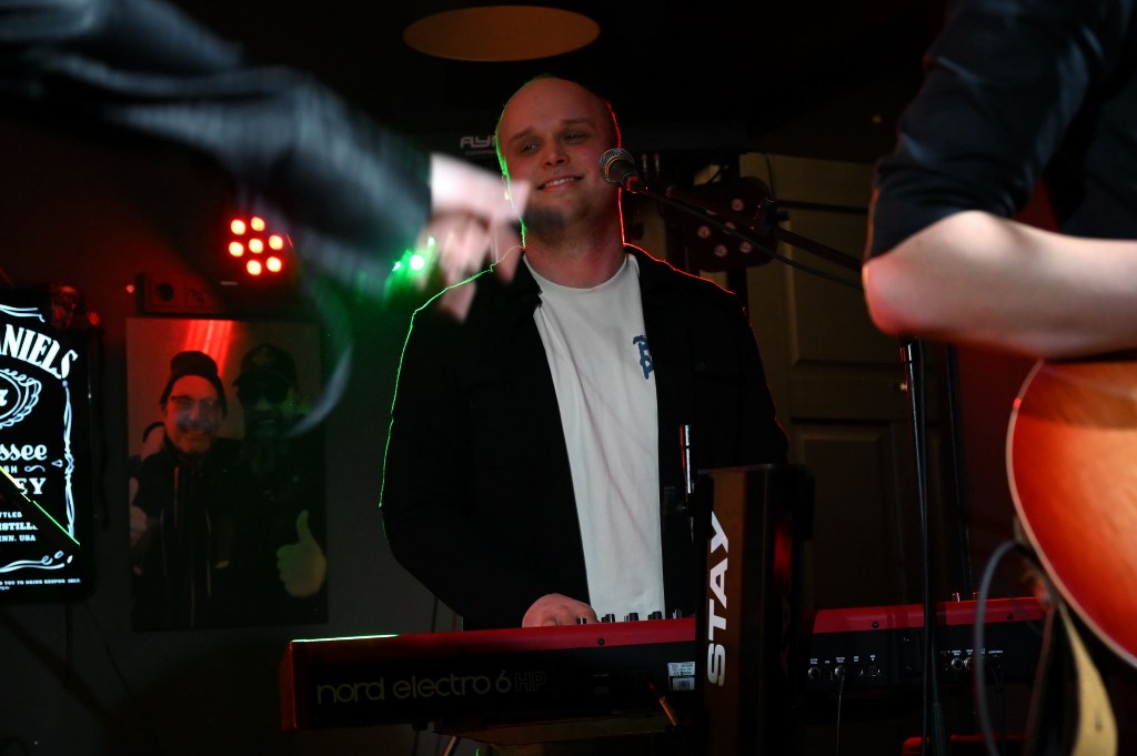 ../Images/10 jaar Ro's Barbershop 110.jpg